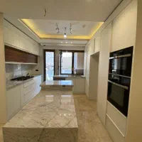 ۱۶۰ متر سه خوابه _۲پارکینگ_ تاپ لوکیشن