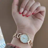 ساعت زنانه و دخترانه نگین کاری شده|ساعت|تبریز, |دیوار