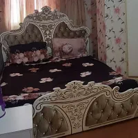 تخت سلطنتی سالم