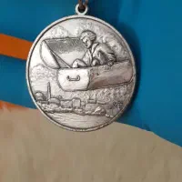 مدال نوستالژی مسافرکوچولو|کلکسیون اشیاء عتیقه|مشهد, عبادی|دیوار