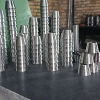 خدمات تراشکاری منوال و CNC