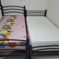 تخت فلزی با تشک