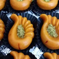 سفارش انواع حلوا وخرماهای مجلسی به تعداد بالا