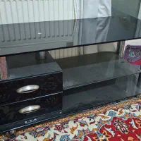 میز تلویزیون سالم در حد نو