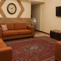 ۶۰ متری/آسانسور دار/خوش نقشه/مالک اشتر