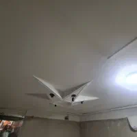 مغازه با یک واحد اپارتمان چسبیده بهم