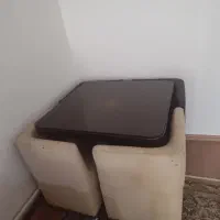 میز غذاخوری کوچک