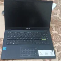 لبتاب.        ASUS     E410M