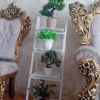 چهار پایه با گل ۷۵۰