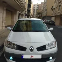 مگان اتومات ۲۰۰۰