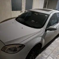 خودرو برلیانس ۳۳۰ اتوماتیک ۱۶۵۰ سی سی