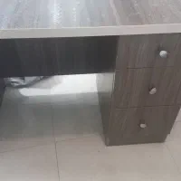 میز تحریر|میز تحریر و کامپیوتر|پردیس, فاز ۱|دیوار