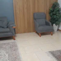 مبل به همراه جلو مبلی و سه عدد عسلی|مبلمان خانگی و میز عسلی|رشت, انصاری|دیوار