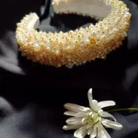 سنجاق سینه وتاج جواهردوزی شده|بدلیجات|قم, ولیعصر|دیوار