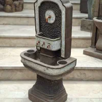 آب نمای شیشه ای