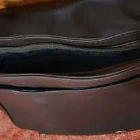 کیف رودوشی|کیف، کفش، کمربند|رشت, منظریه|دیوار