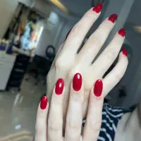 کاشت ناخن با قیمت باور نکردنی