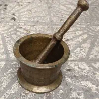 هاونگ برنجی قدمت دار