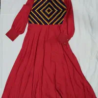 پیراهن  یلدایی|لباس|قم, بنیاد|دیوار