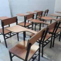 صندلی دانش اموزی