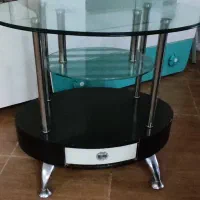 حراج میز تلفن وارداتی درحدنو مفت ۸۰۰ ت