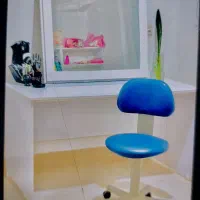 میز آیینه صندلی