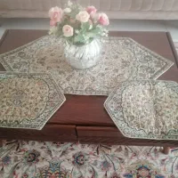 رومیزی وعسلی