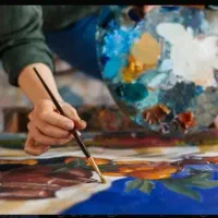 جذب نیروی خانم هنرمند و هنر دوست برای گالری هنری