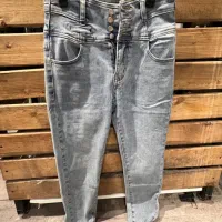 شلوار جین اسکینی