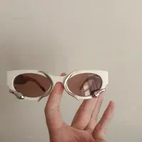 عینک roberto cavali