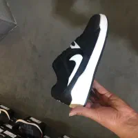 حدود۳۰۰جفت کتونی مرد و زن|کیف، کفش، کمربند|اراک, |دیوار