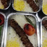 غذا خوری وتهیه غذای امیر