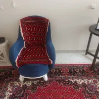 مبل تکنفره و میز جلوش فقط ۷۰۰|مبلمان خانگی و میز عسلی|تهران, حکیمیه|دیوار