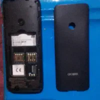 گوشی آکبند باجعبه هندزفری.رمخور تا ۱۲۸g دوربین دار