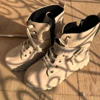 بوت اسپرت|کفش و لباس بچه|پاکدشت, پاکدشت (مامازند)|دیوار