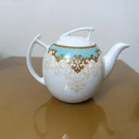 قوری چینی طرح دار سالم و نو