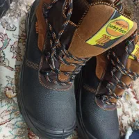 کفش کار و لباس کار|کیف، کفش، کمربند|نیشابور, هفده شهریور|دیوار