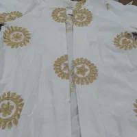 تعدادی لباس|لباس|زابل, |دیوار