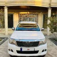 هایلوکس ۲۰۱۵ بی رنگ