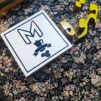 تابلو چلنیوم|فروشگاه و مغازه|رشت, استادسرا|دیوار