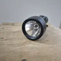 چراغ قوه باتری خور