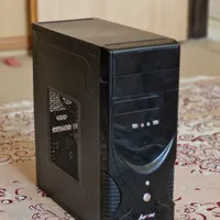 سیستم کامپیوتر رم 4 گرافیک 2