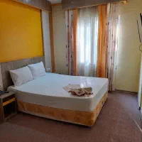 هتل دو ستاره تاج مشهد