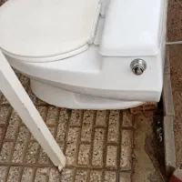 توالت فرنگی سرامیکی|لوازم سرویس بهداشتی|شاهین‌شهر, فردوسی|دیوار