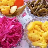 فروش ترشیجات درجه یک|عمده‌فروشی|مرودشت, کناره|دیوار