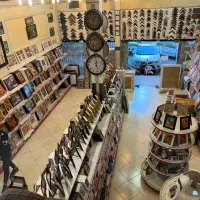 اپراتور دستگاه تزریق آقا و مونتاژ کار خانم