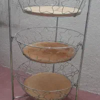 سبد سیب زمینی و پیاز و سیر