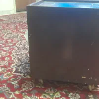 میز چوبی چرخدارسالم ومحکم رنگ قهوه ای تیره|مبلمان خانگی و میز عسلی|تهران, علم و صنعت|دیوار