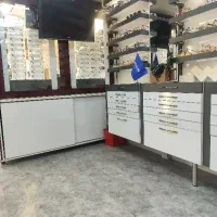 فروشنده حرفه ای با حقوق کافی