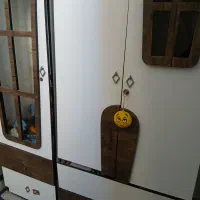 کمد بچه طرح کلبه با ویترین